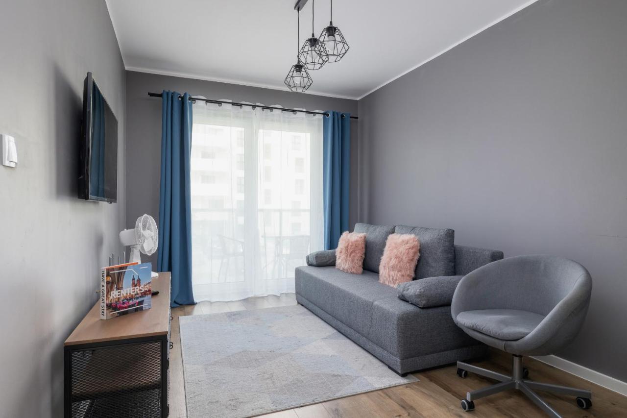 Comfy Apartment Pachonskiego With Parking In Krakow By Noclegi Renters Exterior photo