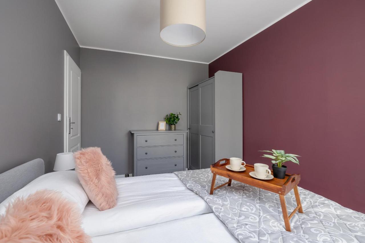 Comfy Apartment Pachonskiego With Parking In Krakow By Noclegi Renters Exterior photo